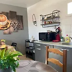 L'arbre De Vy - T2 42m2 Independant, 5 Pers, Garage, Proche Gare 公寓 *
